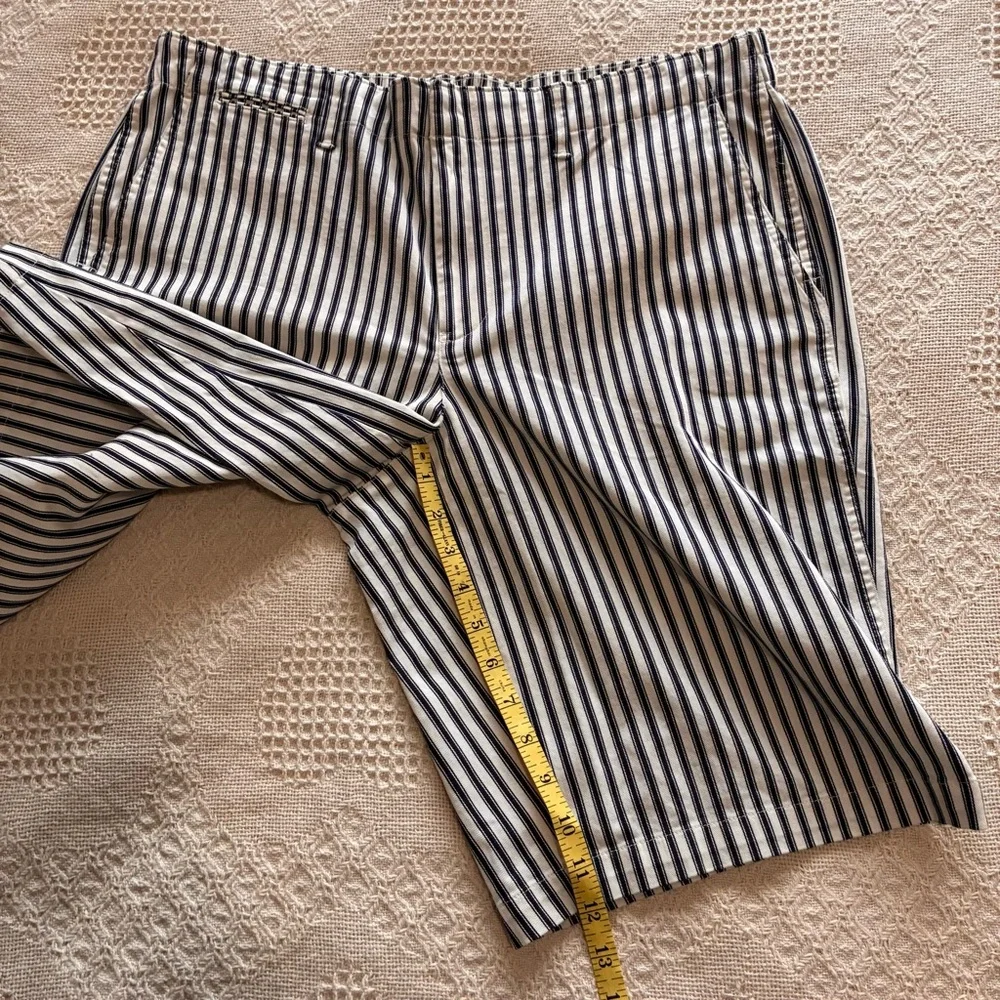 Lands’ End Shorts Blue & White Ticking Striped Bermuda Women’s Sz 14P